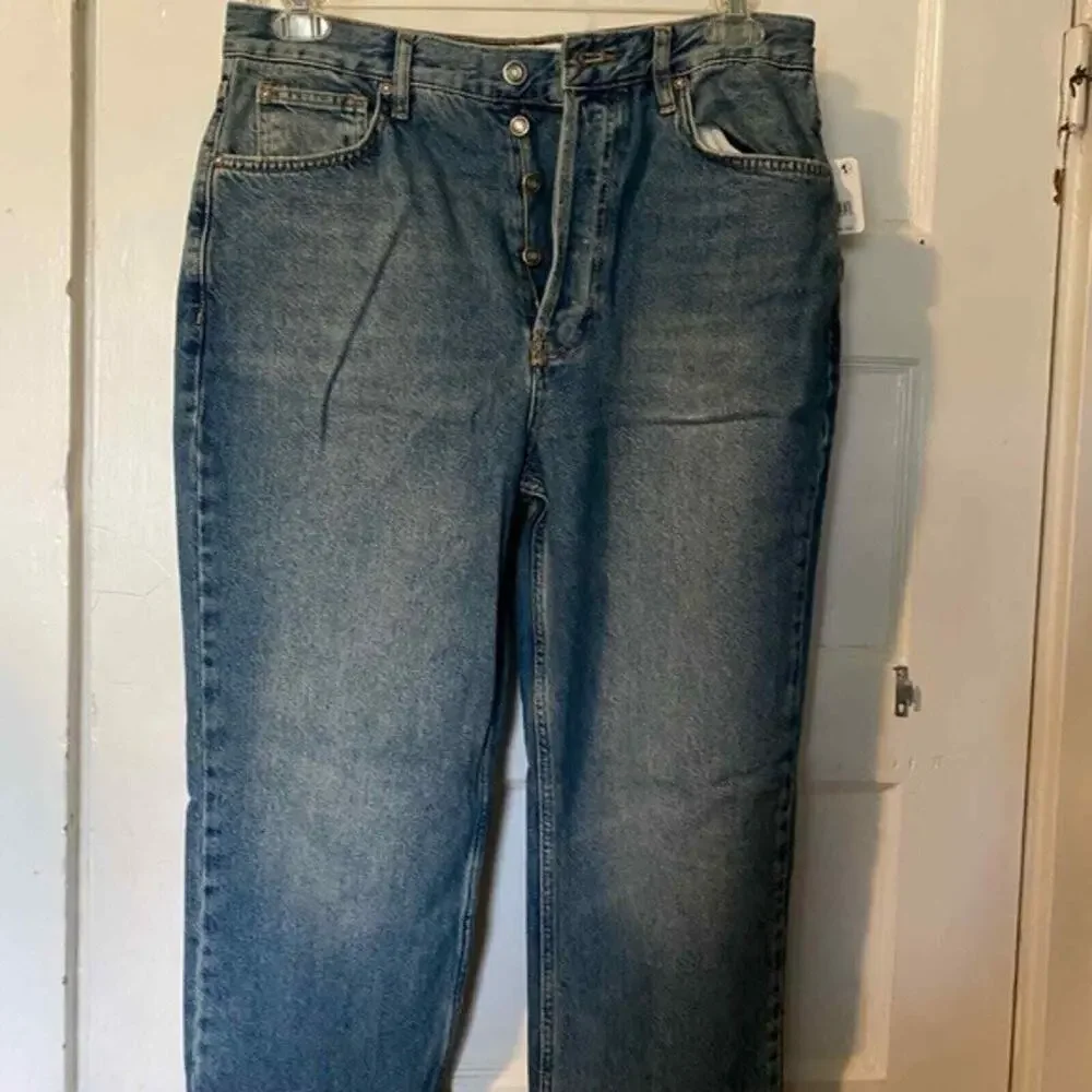 We The Free Lasso Straight Button Fly Jeans in Back Road Blue Size 32 New!!
